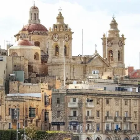 Fully Equipped Cozy In Bormla With Wifi & Ac By 360 Estates * Cospicua