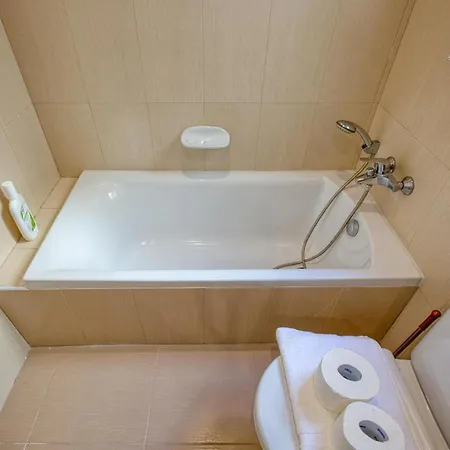 Fully Equipped Cozy In Bormla With Wifi & Ac By 360 Estates *