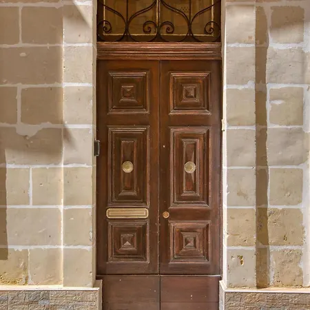 Apartment Fully Equipped Cozy In Bormla With Wifi & Ac By 360 Estates Cospicua