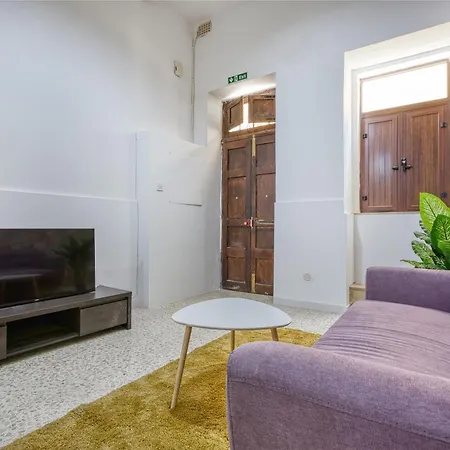 Fully Equipped Cozy In Bormla With Wifi & Ac By 360 Estates *