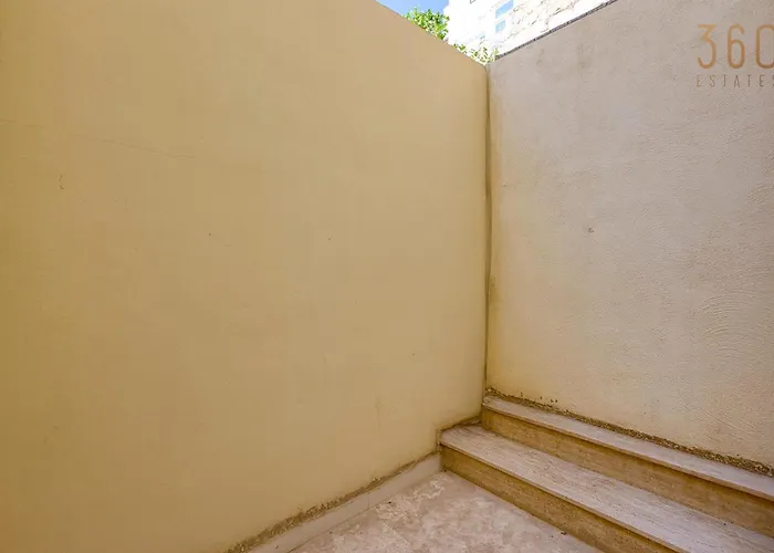 Fully Equipped Cozy In Bormla With Wifi & Ac By 360 Estates