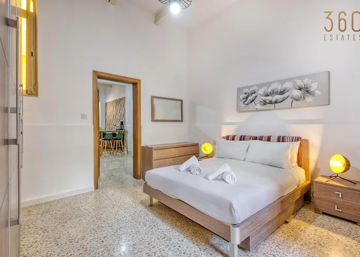 Fully Equipped Cozy In Bormla With Wifi & Ac By 360 Estates Apartamento