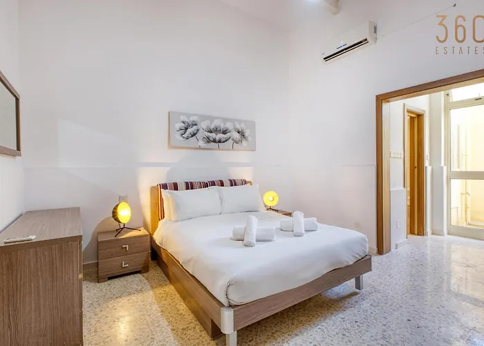 Apartamento Fully Equipped Cozy In Bormla With Wifi & Ac By 360 Estates *