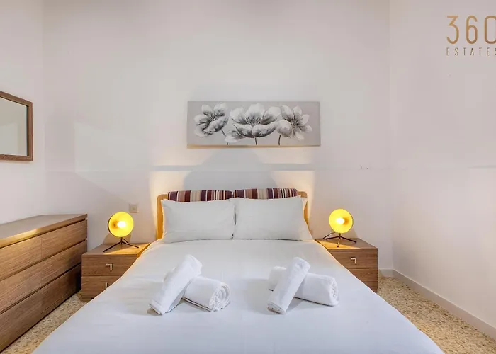 Fully Equipped Cozy In Bormla With Wifi & Ac By 360 Estates Apartamento *