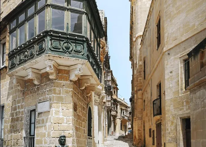 Apartamento Fully Equipped Cozy In Bormla With Wifi & Ac By 360 Estates Cospicua